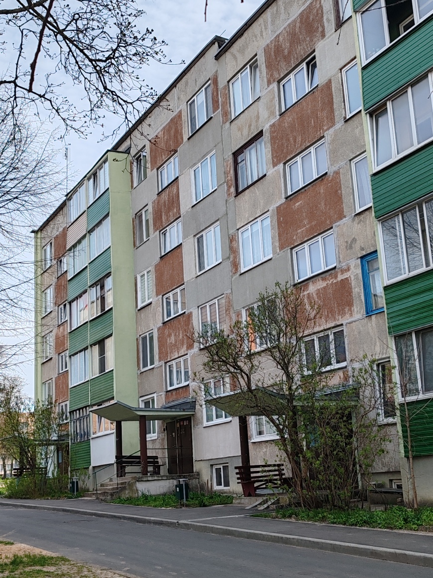 Трёшка на 2 этаже в микрорайоне. Без ремонта.