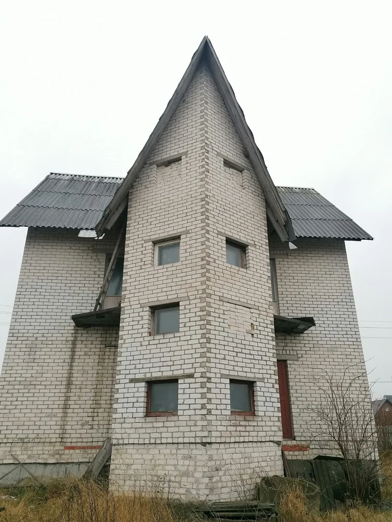Дом (незавершенное строение) в аг.Луцковляны