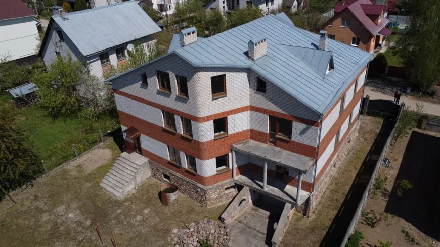 Дом в микрорайоне Барановичи
