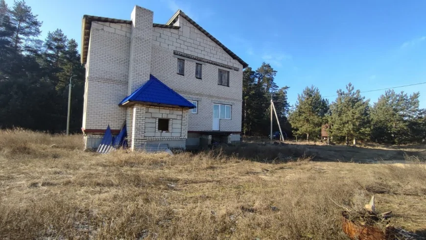 Дом (незавершенное строение) по пер.Барановичскому