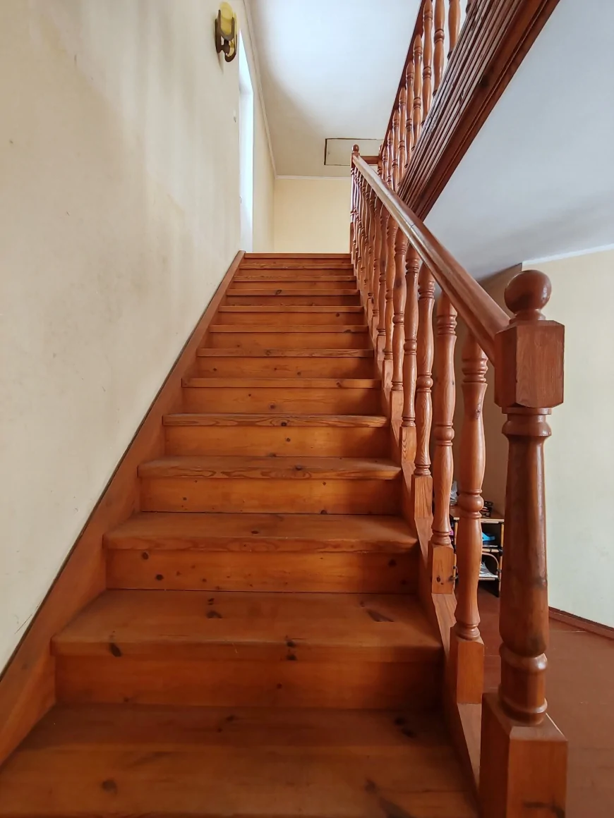 Большой дом в Южном