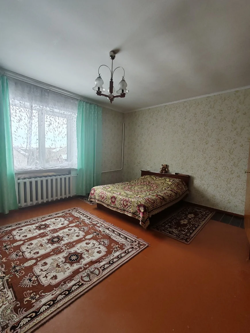 Большой дом в Южном