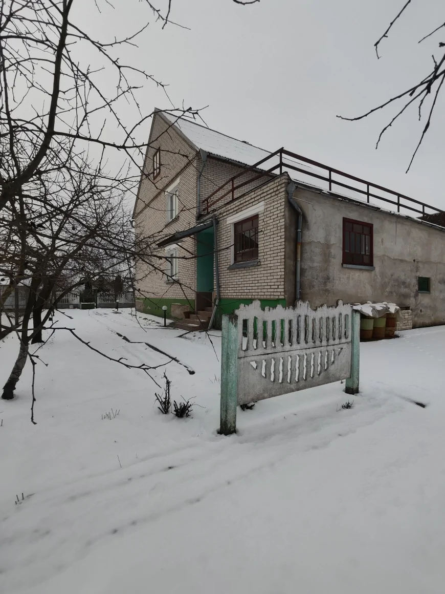 Большой дом в Южном