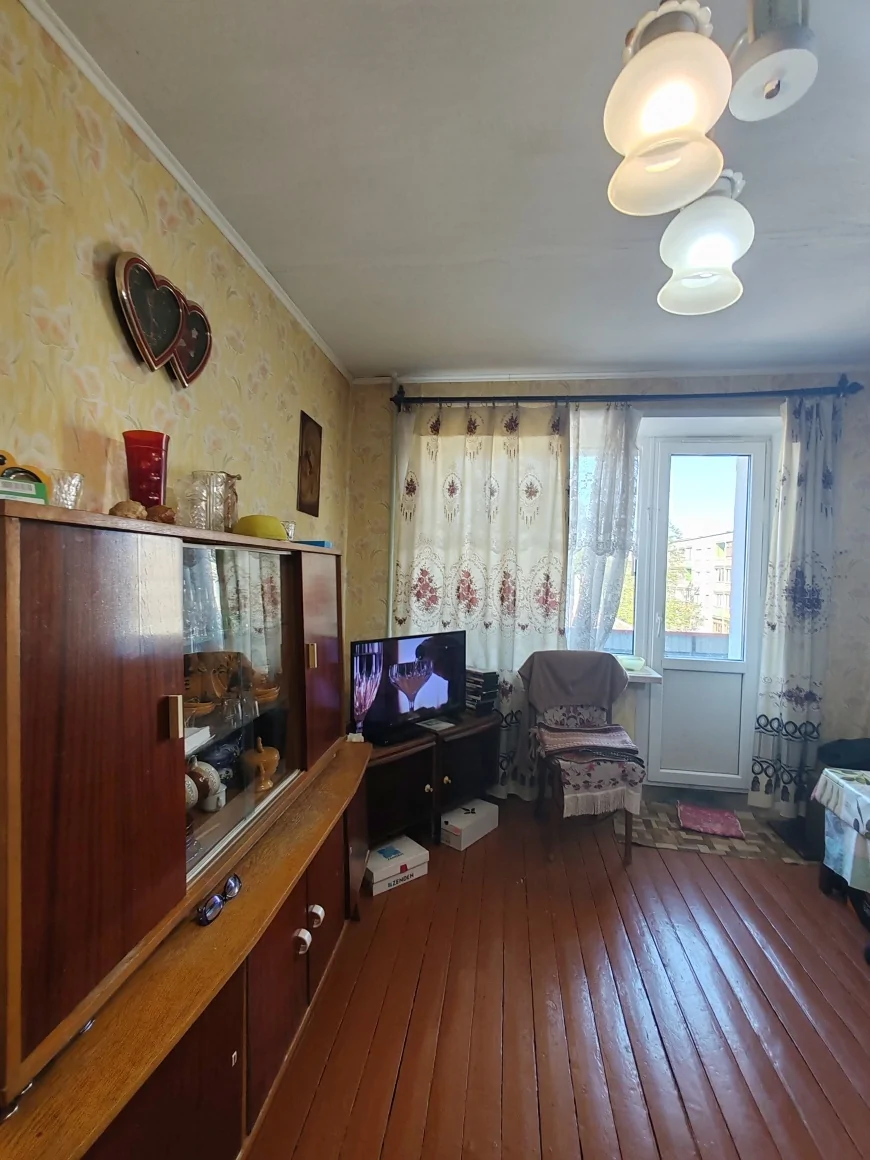 Трёхкомнатная квартира по ул. Октябрьская