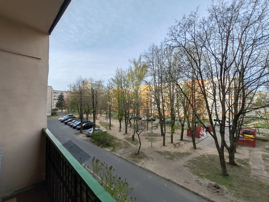 Трёшка на 2 этаже в микрорайоне. Без ремонта.