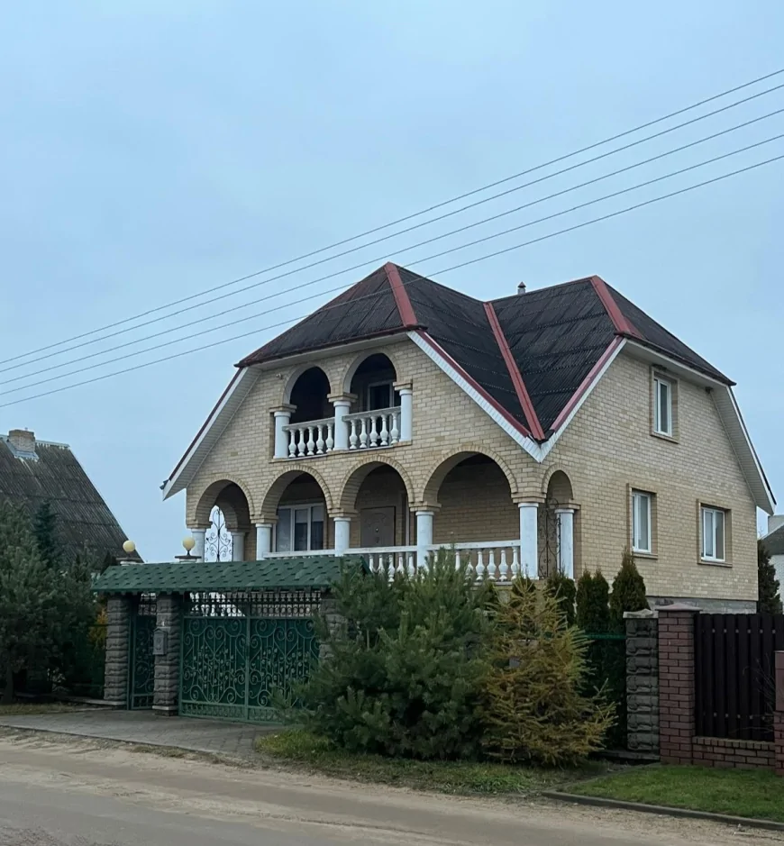 Продаётся коттедж в Южном