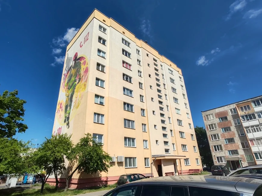 Большая трёхкомнатная квартира