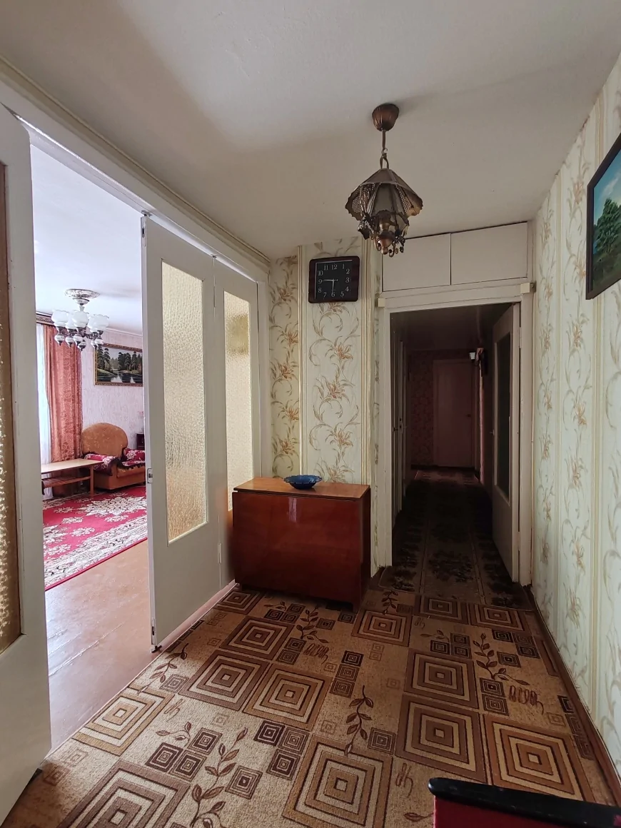 Большая трёхкомнатная квартира