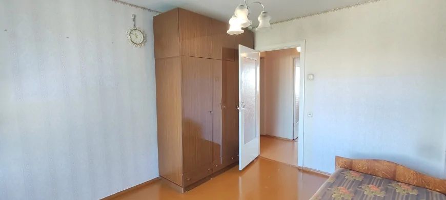 3х комнатная квартира на Поповича