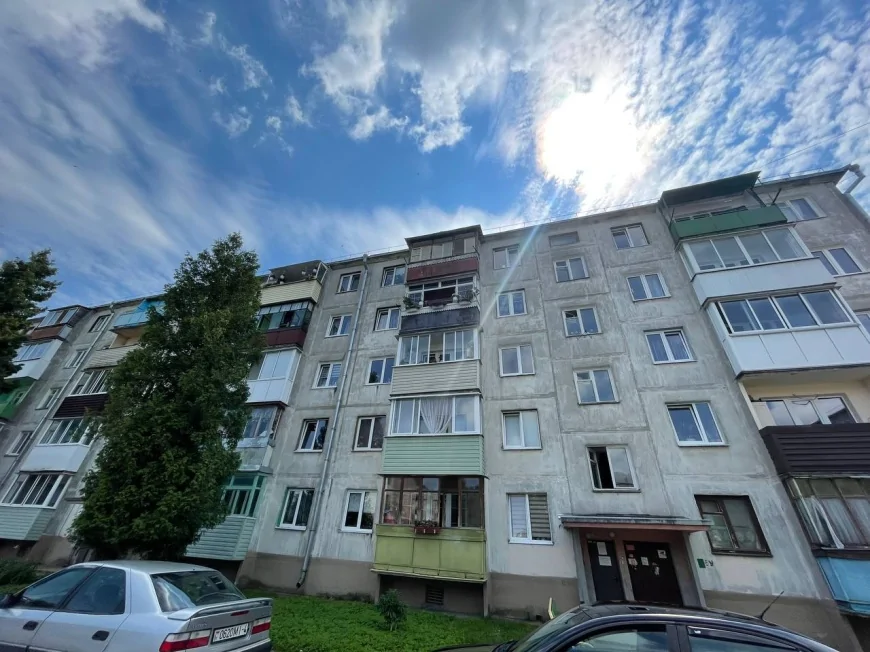 3-комнатная квартира на Поповича