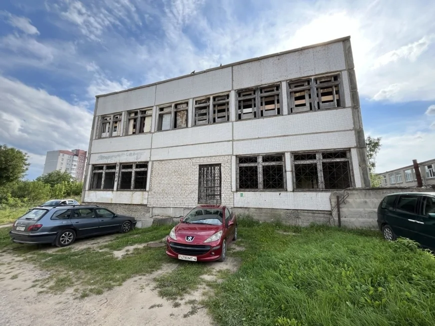 Здание общественного назначения