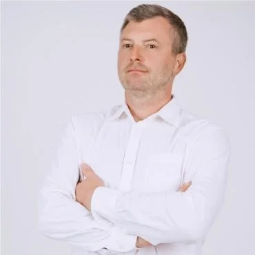 Роман Смирнов