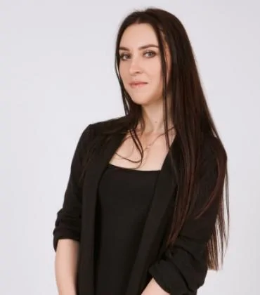 Екатерина Вувуникян